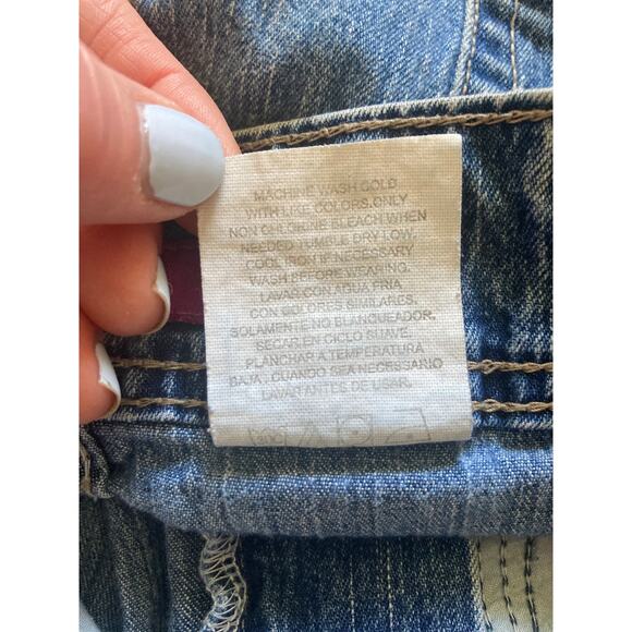 Jordache Little Girls Embroidered Capri Jeans, Size 10 - Picture 6 of 6